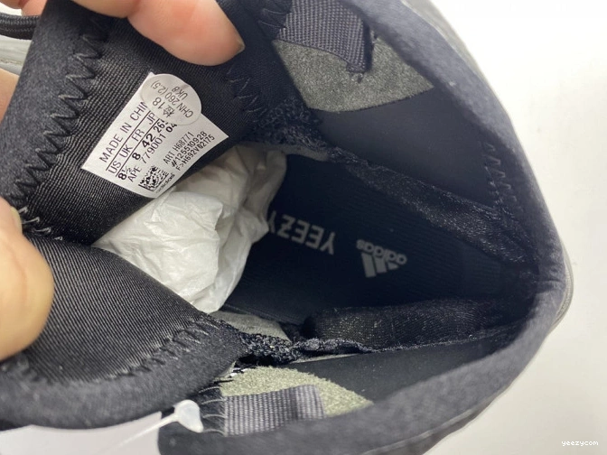 Yeezy Quantum Adidas H68771 Barium 0820